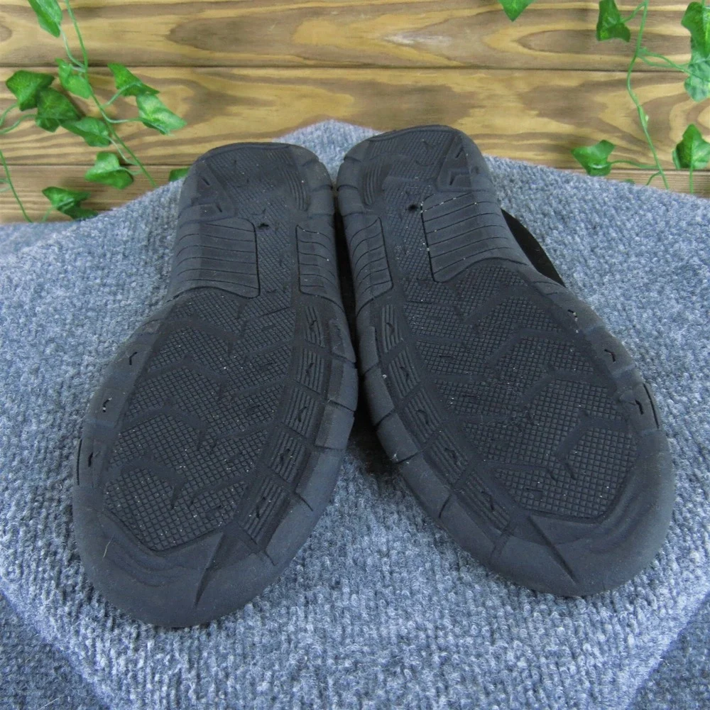 Everest Men's ‎ Water Socks Black Fabric Size 12 Medium Gently Used 2025